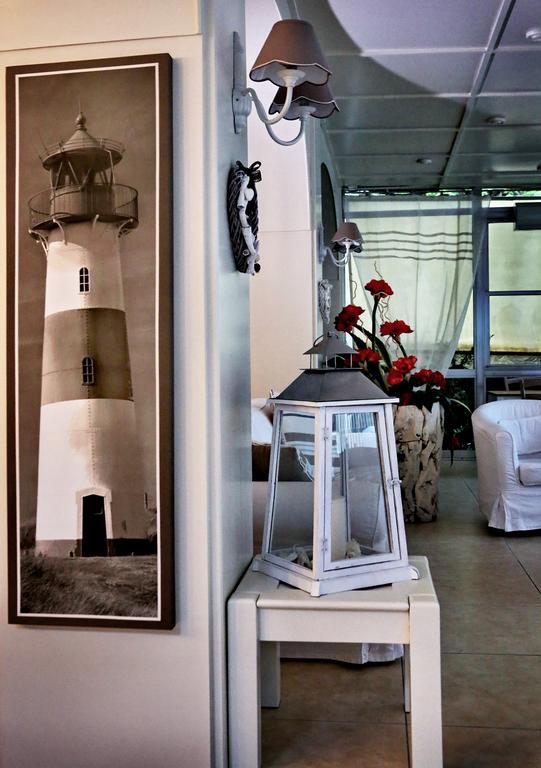 Hotel Santiago Milano Marittima Esterno foto